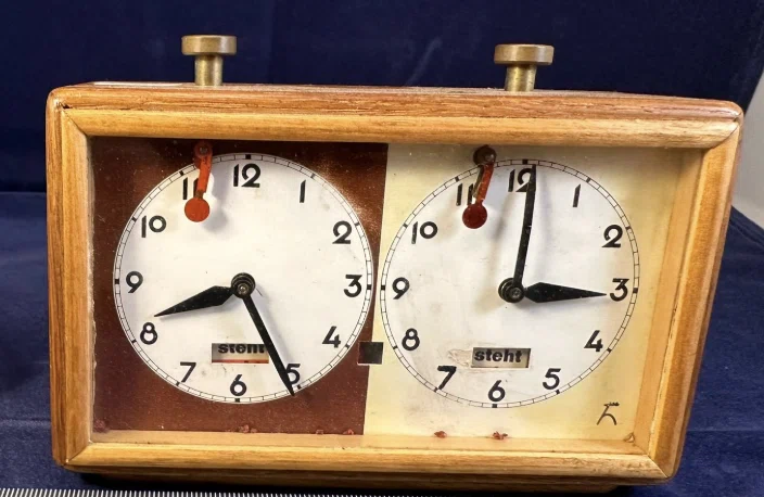 Bschorr clock with the central device associated with its visible-seconds mechanism.